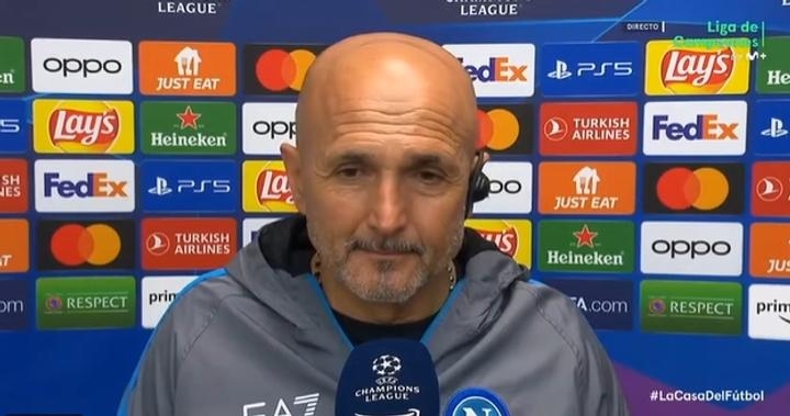 爱游戏欢迎页-Karsa遭遇五持续失利，美国队教练压力巨大！-爱游戏欢迎页